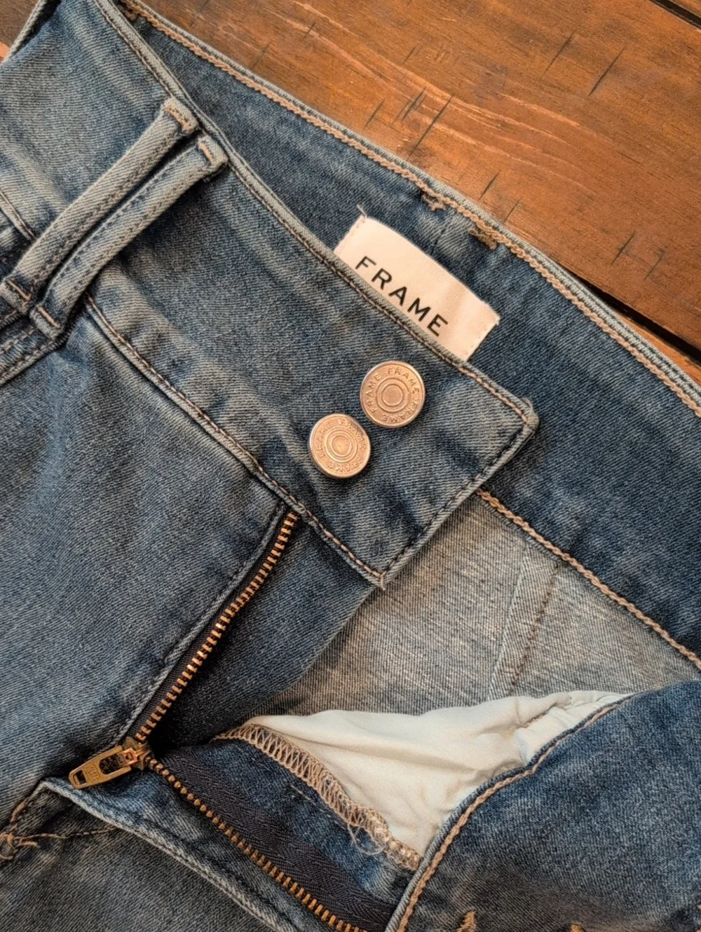 Frame Double Stitch Flare Jeans Merced